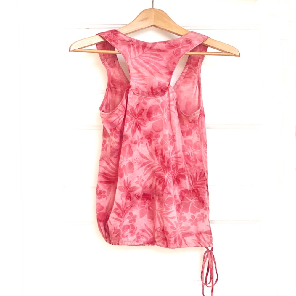 SzM / Miss Chievous Floral Sleeveless Top - Picture 4 of 12